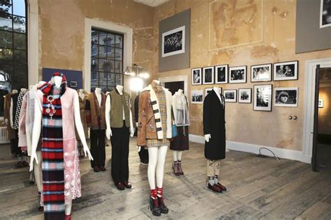 Secret location hosts Burberry’s fashion show and exhibition